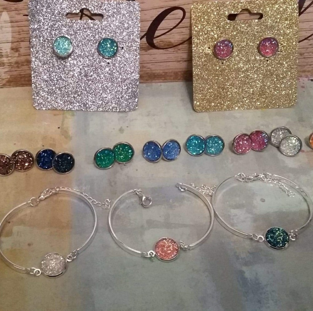 Earrings and bracelet